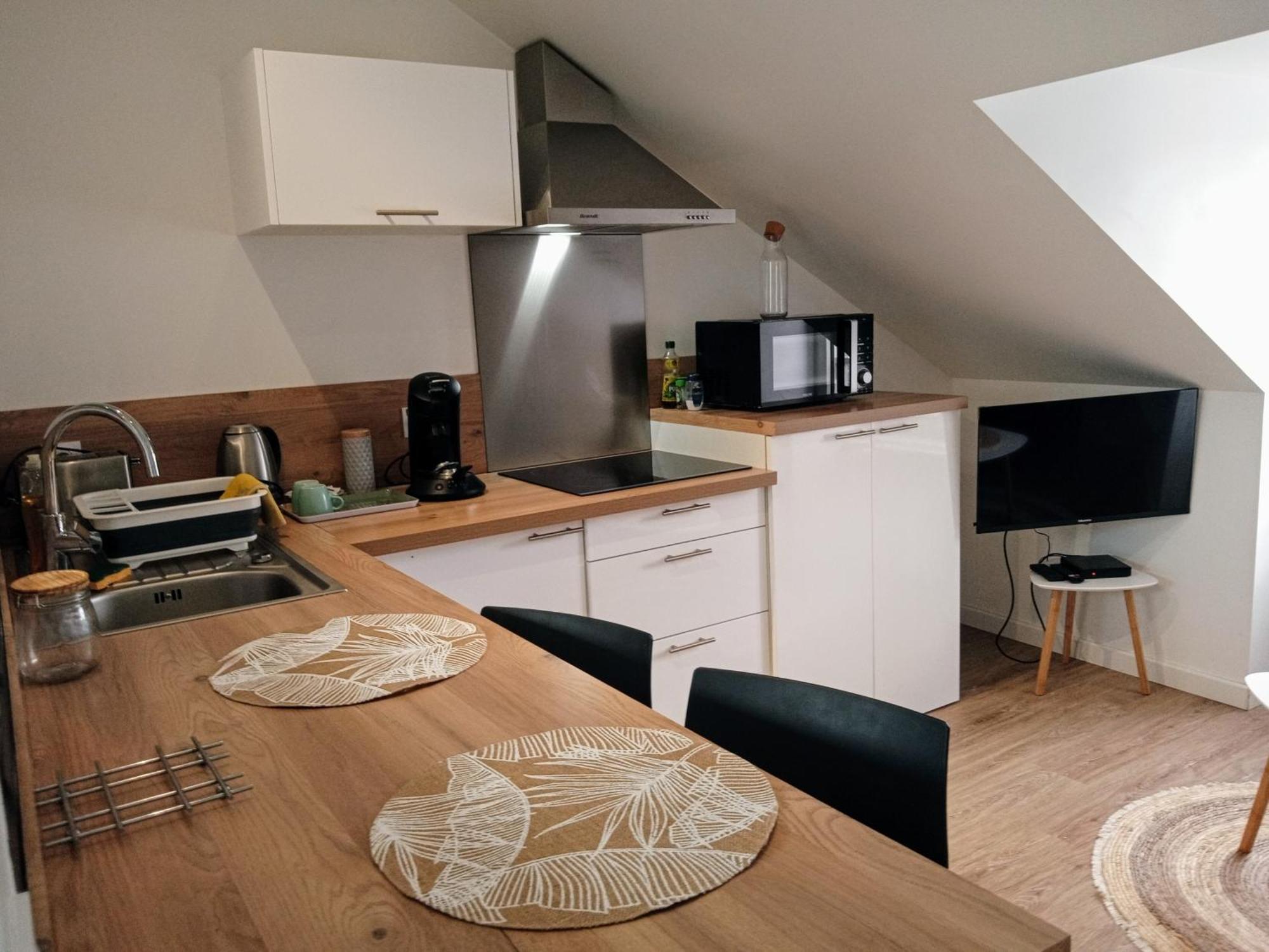 Les Studios De La Gare Linge Cafe The Inclus Wifi วานส์ ภายนอก รูปภาพ